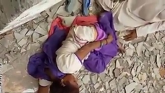 ભારતીય અને એશિયન જોડીઓ બિઝનેસ પર ઉતરી જાય છે