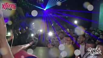 Daisy'S Smiling Performance At Xtars Party