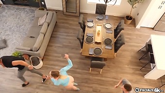 Hành Động Face-Job Và Blowjob Với Một Cô Gái Game Thủ Tuyệt Đẹp