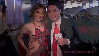 Η Andrea Dipre Σε Μια Καυτή Σόλο Παράσταση Για Τους Θεατές Της